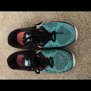 Nike multicolor knit sneakers